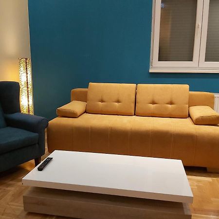 Apartment Nikirent Баня-Лука Экстерьер фото