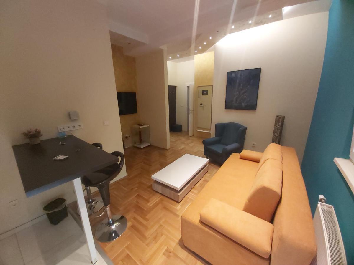 Apartment Nikirent Баня-Лука Экстерьер фото
